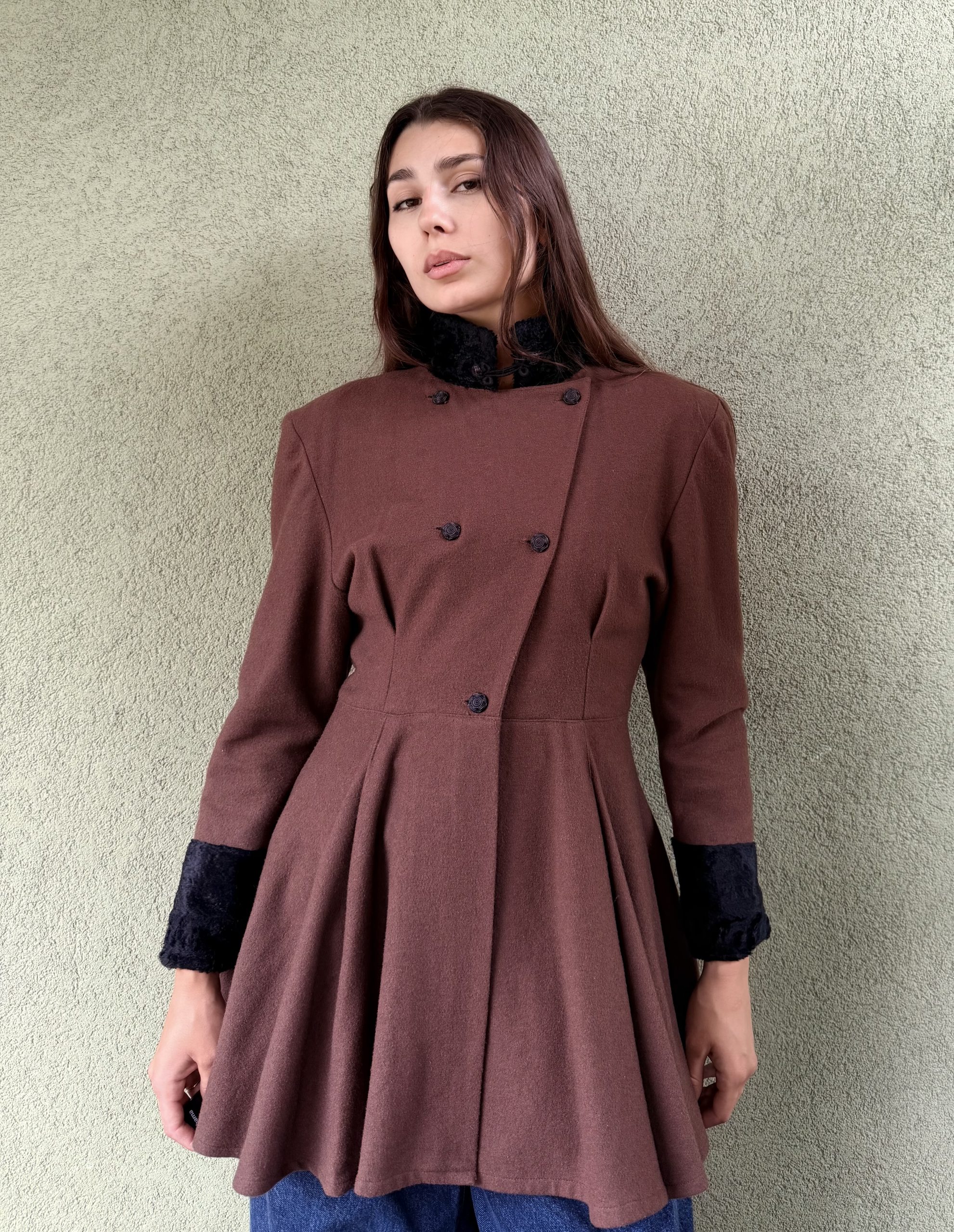 Vintage wełniany płaszcz z rozkoszowanym dołem XS/S - obrazek 8